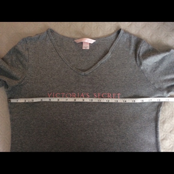 Victoria’s Secret Sleep Shirt EUC Size Medium - Picture 5 of 6